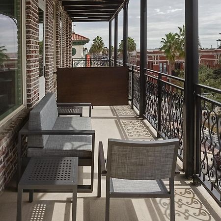 Hotel Haya Тампа Экстерьер фото